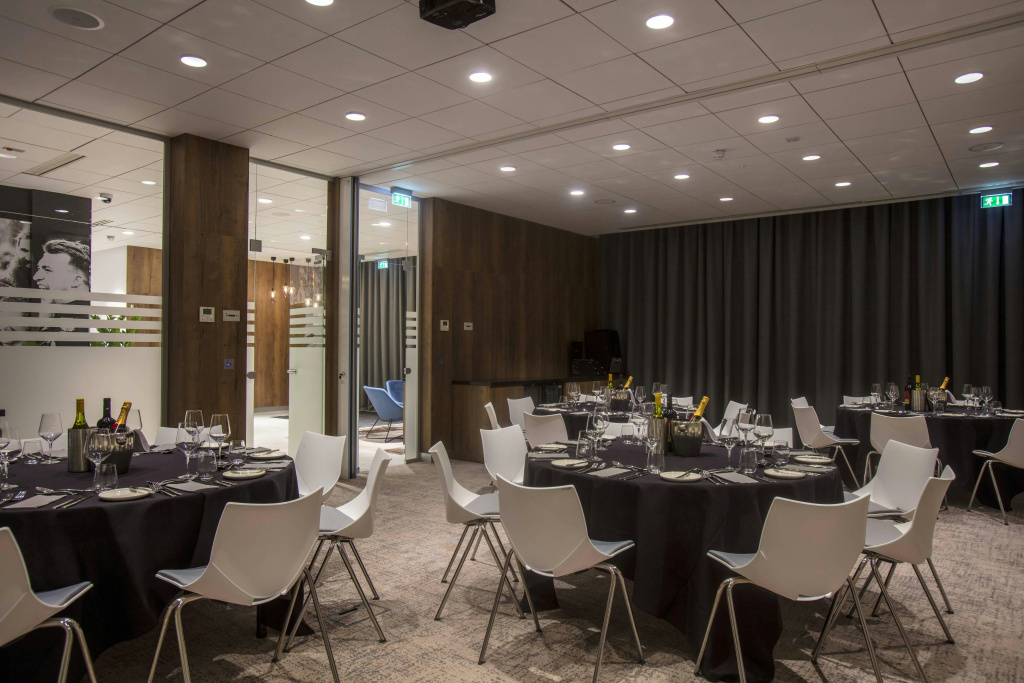 Courtyard by Marriott Edinburgh West