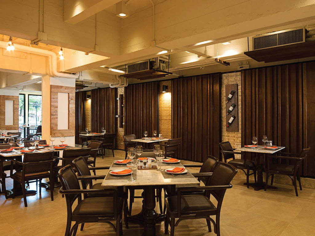 Movenpick Suriwongse Hotel Chiang Mai