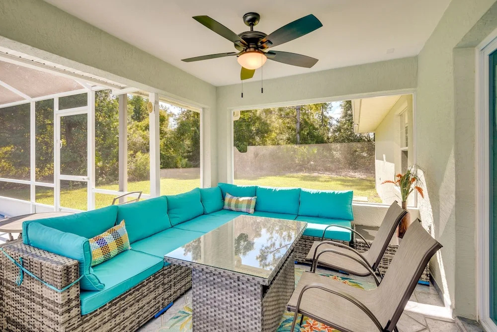 Palm Coast Home w/ Heated Pool: 3 Mi to Beach!