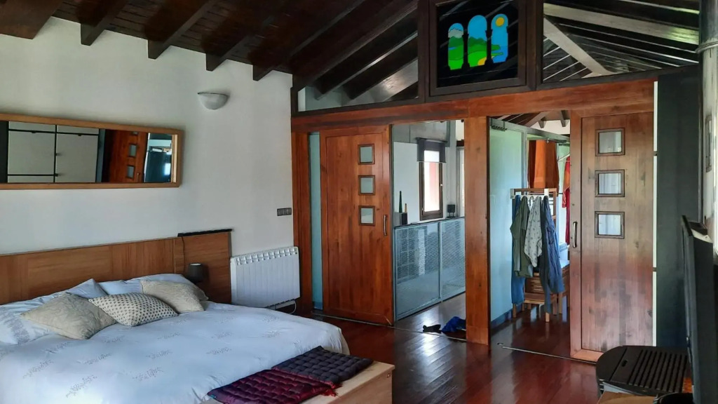La casa de abajo