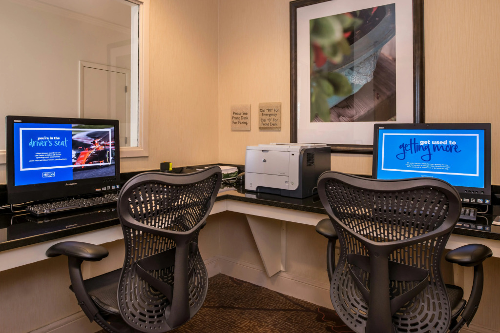 Hilton Garden Inn White Marsh