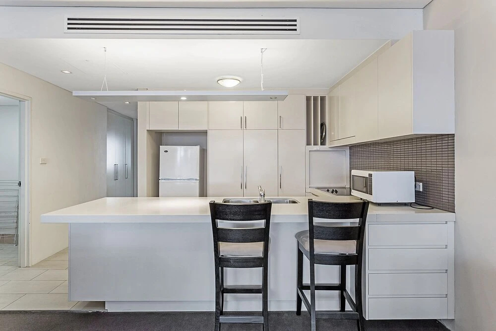 Cote D'Azur, Unit 40/61 Donald Street