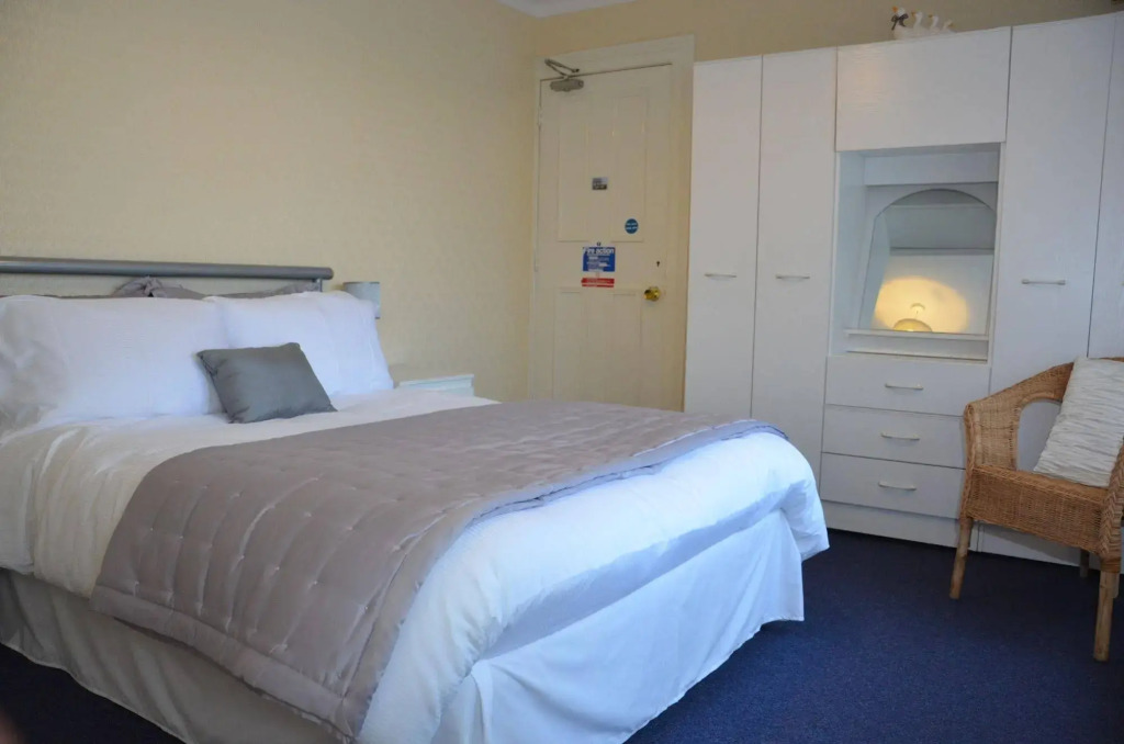 Glendale Guestrooms