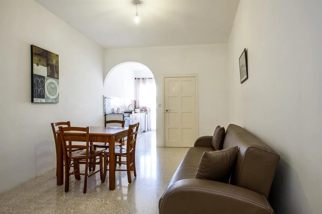 Dolphin Court Gozo