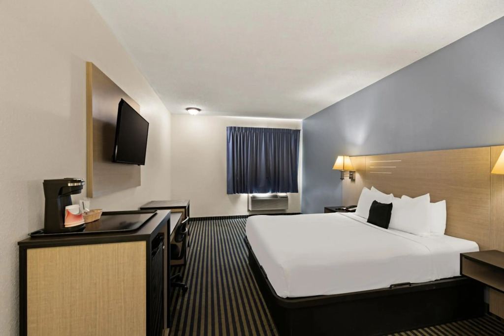 Red Lion Inn & Suites Gretna - Omaha SW