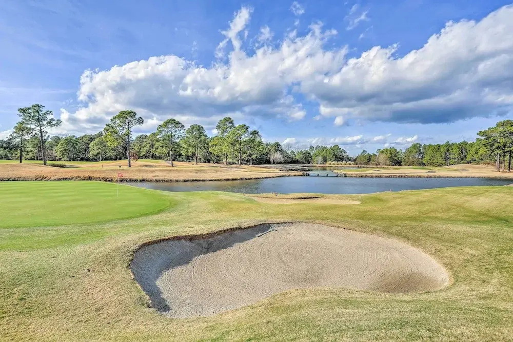 Access to 7 Pools: Myrtlewood Golf Condo!