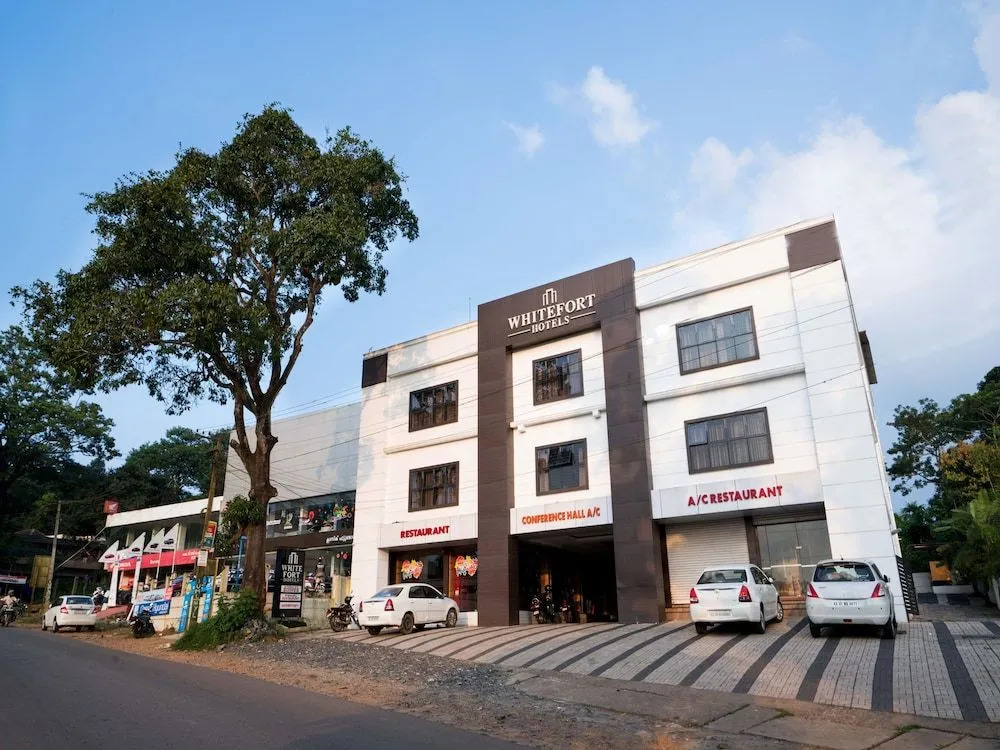 OYO 9404 Hotel White Fort