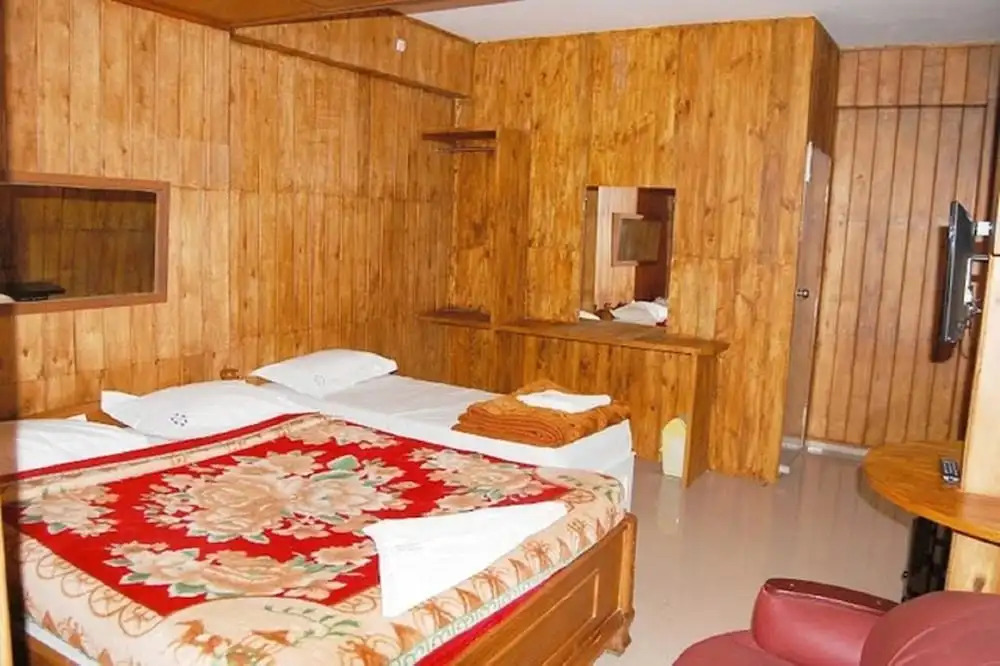 Town Country Guest House