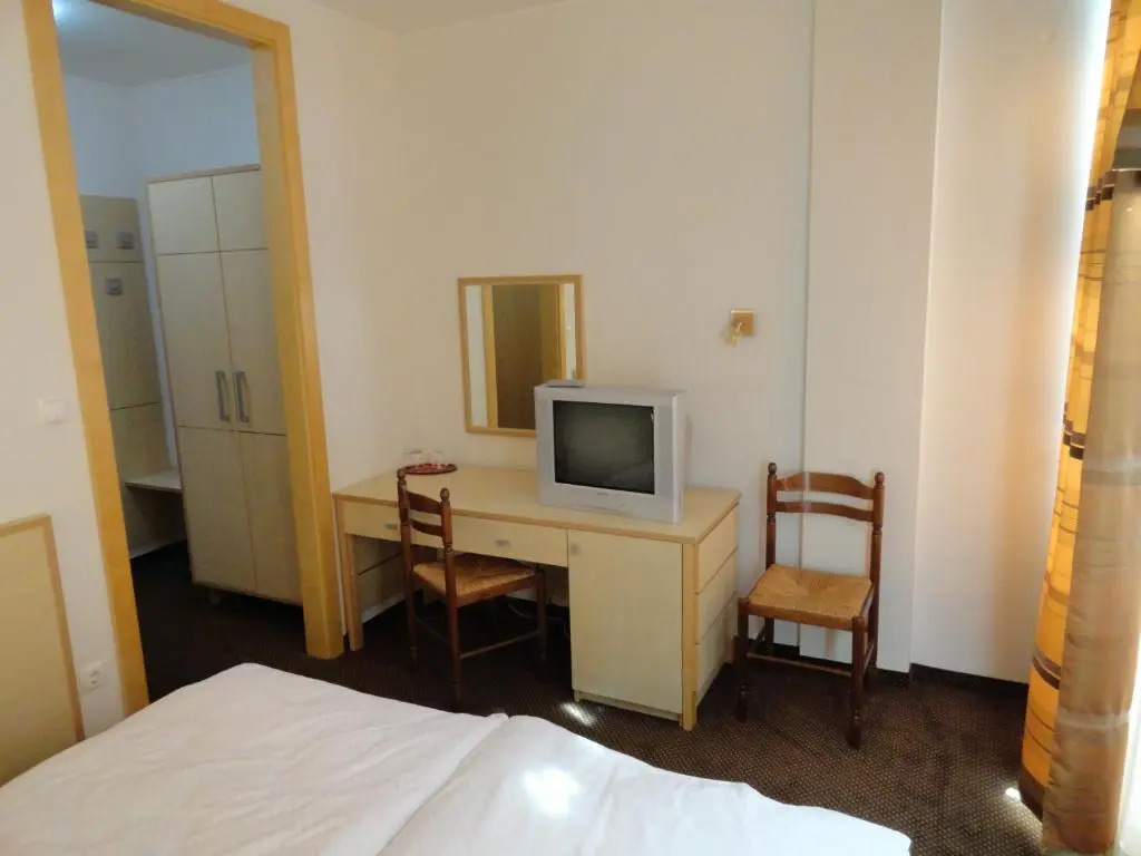 Rooms K