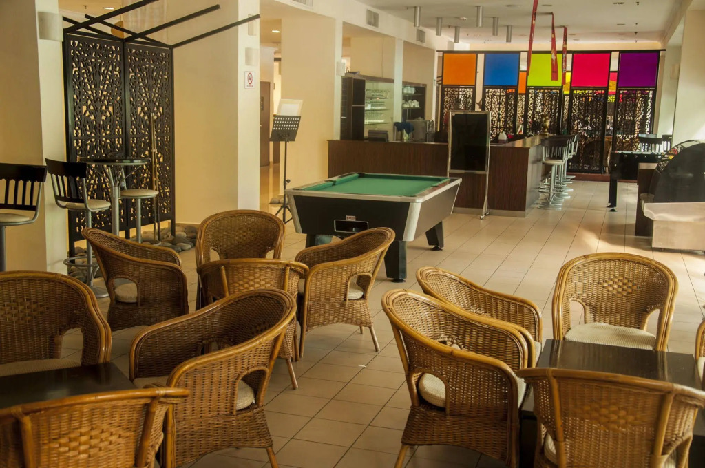 Suria Service Apartment Hotel