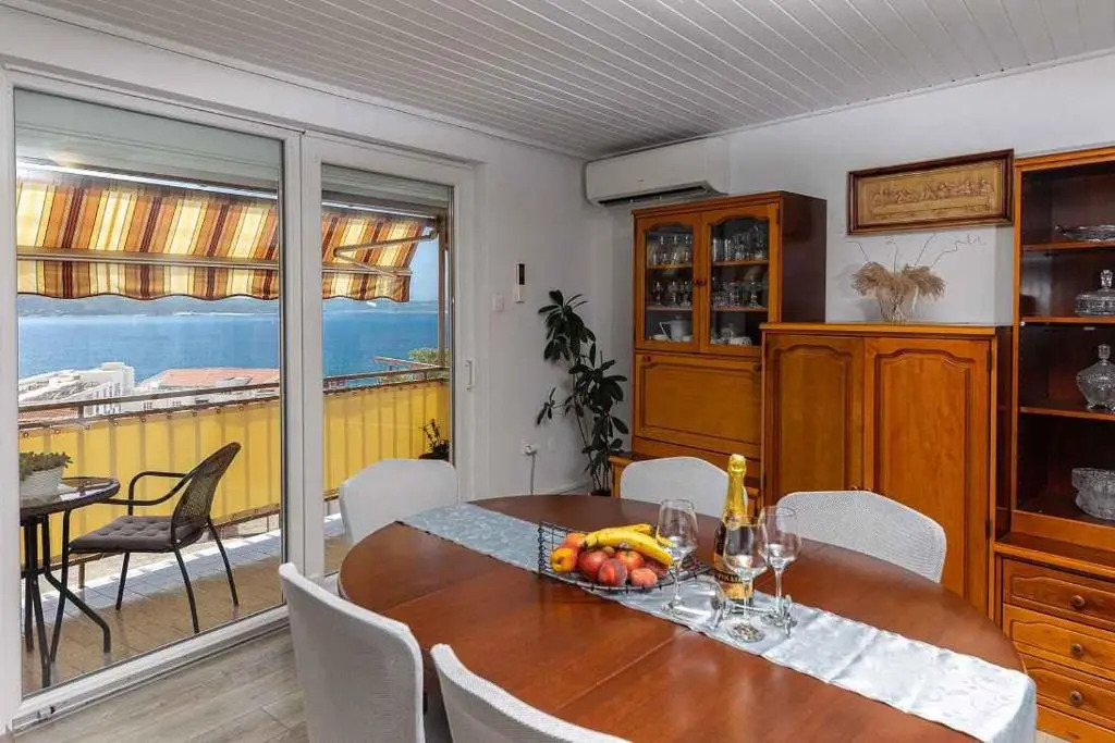 Apartment in Crikvenica 42244