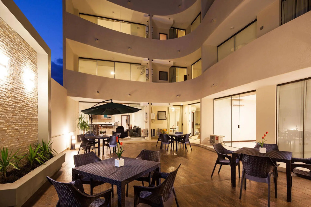 Mai Suites Apart Hotel