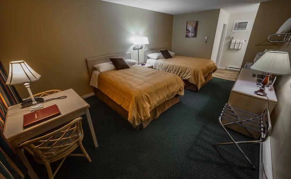 Westwood Motel 100 Mile House