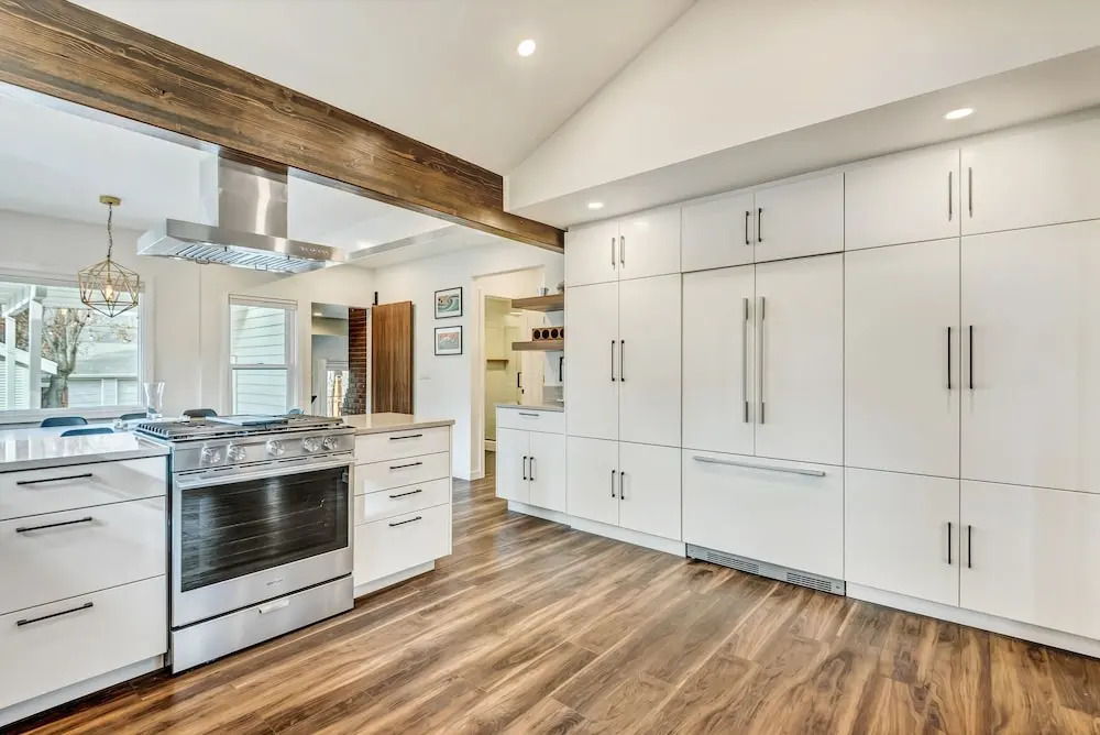 New Listing! Renovated Historic Claypool House 3 Bedroom Home