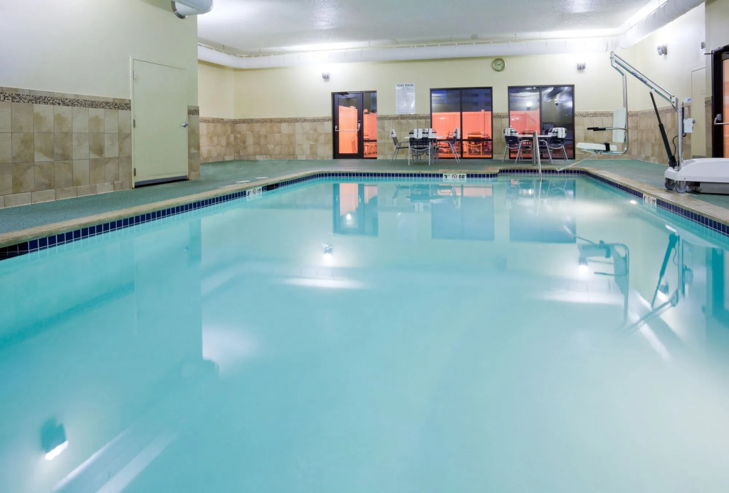 Holiday Inn Express Cedar Rapids - Collins Road by IHG
