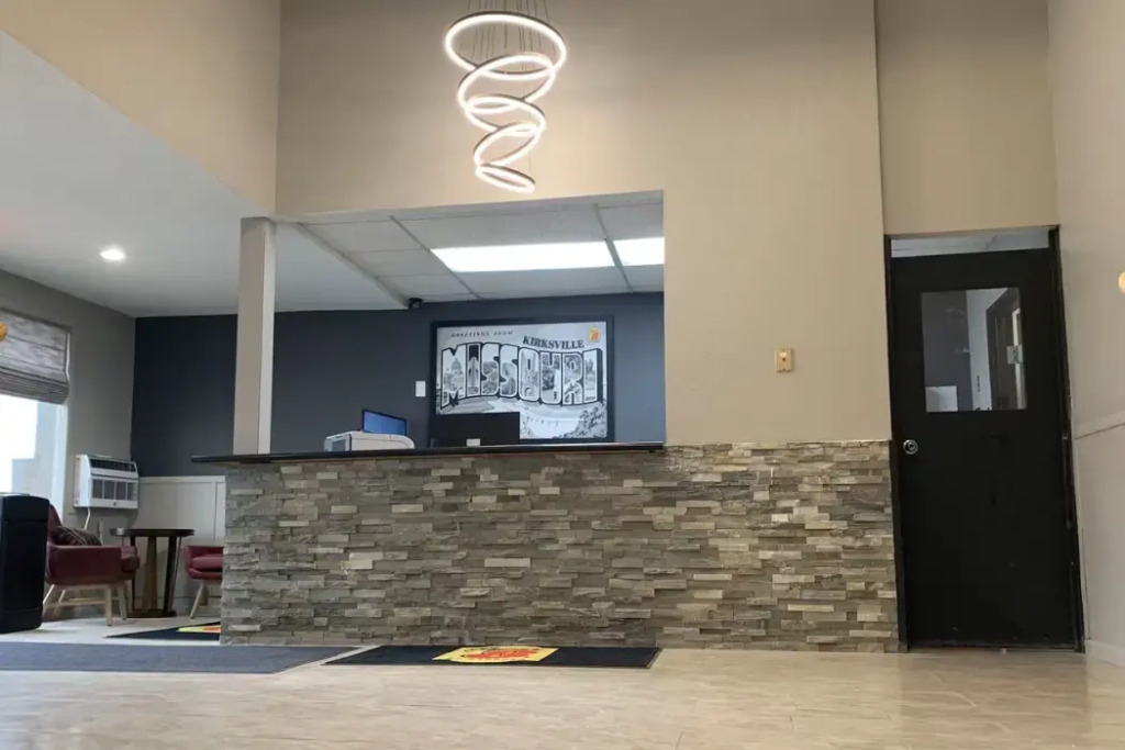 Super 8 by Wyndham Kirksville-University Area