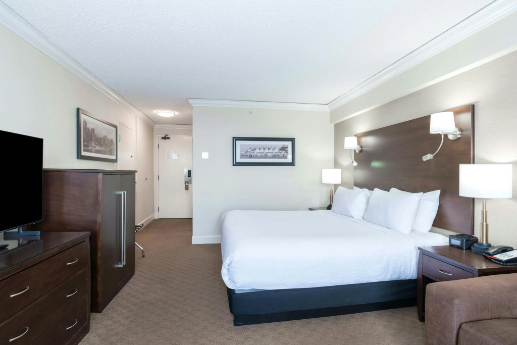 Sandman Signature Vancouver Airport Hotel & Resort