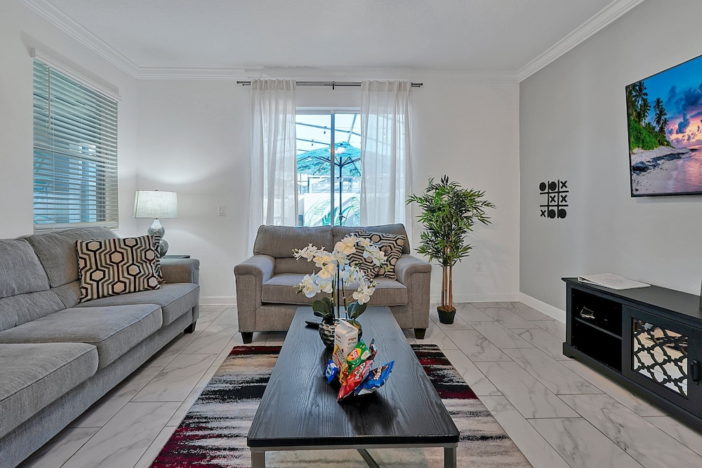 Top Rated 4BR Home