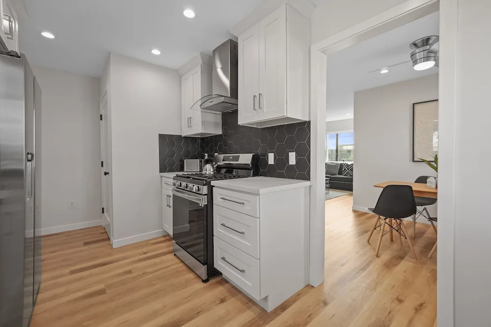 Completely Renovated Oasis on the Hill
