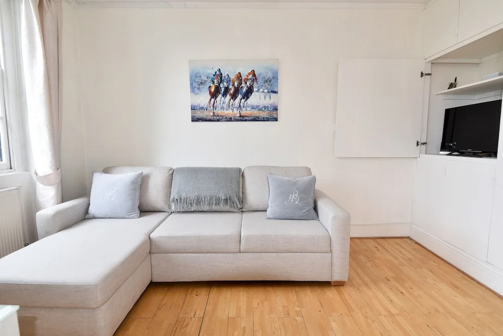 1 Bedroom Flat Near Kentish Town
