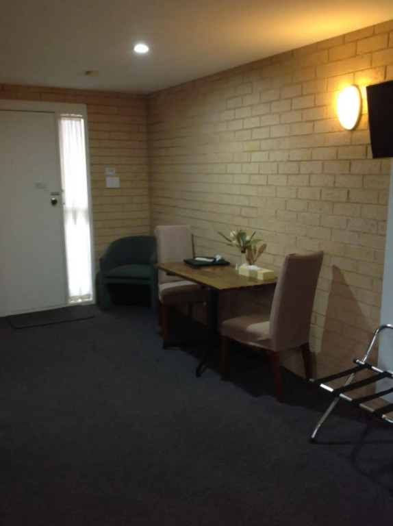 Avlon Gardens Motel