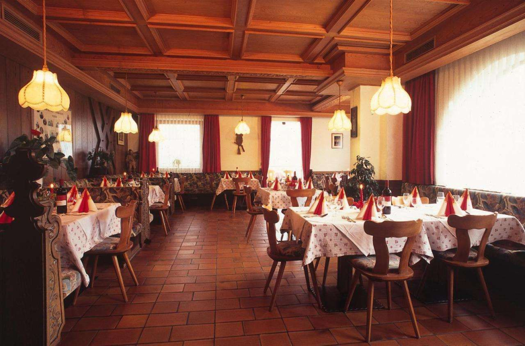 Gasthaus zum Weissen Kreuz