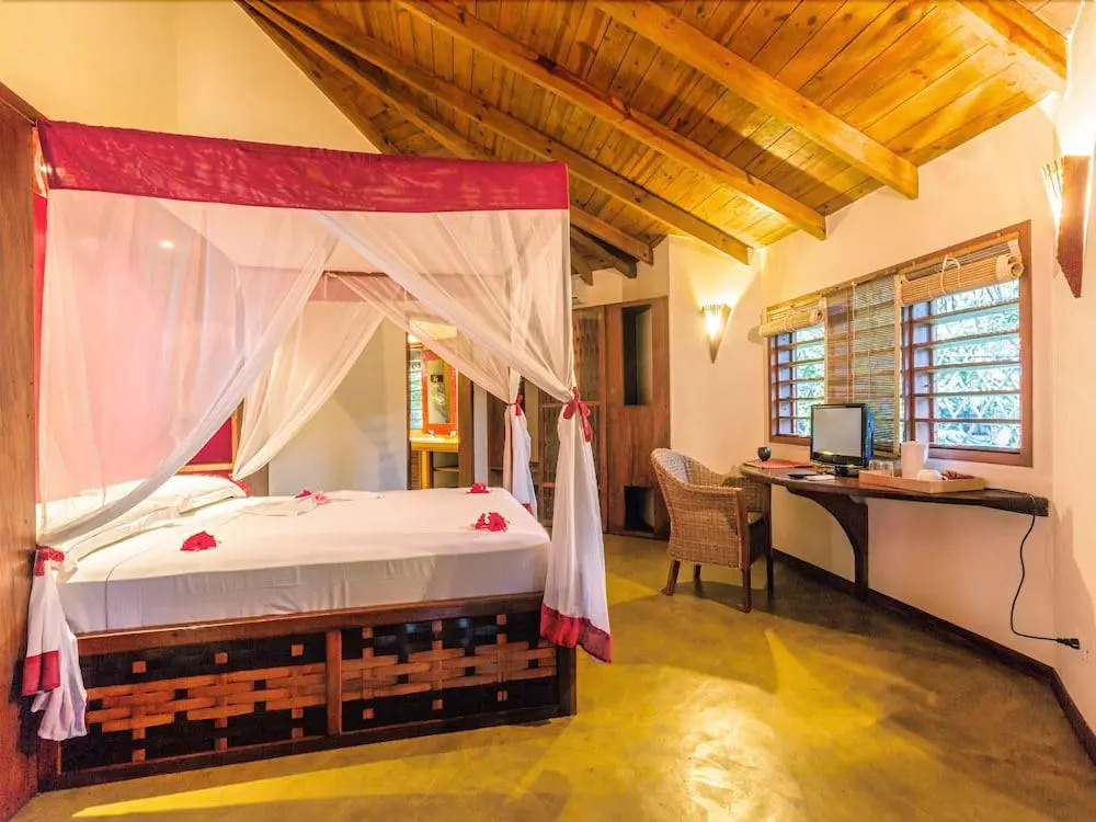 Loharano Lodge