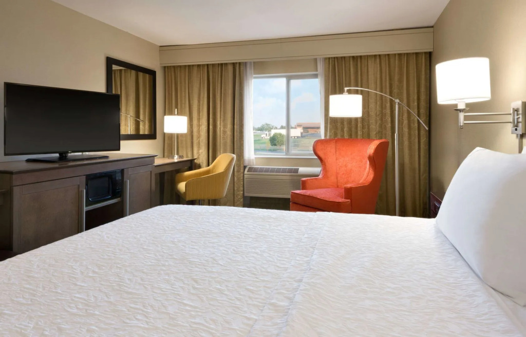 Summit Suites