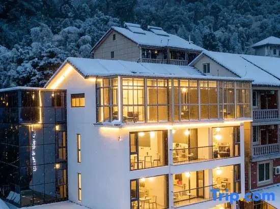 Sitting Forget·Shanyun Homestay (Anji Canglong Baipu Branch)