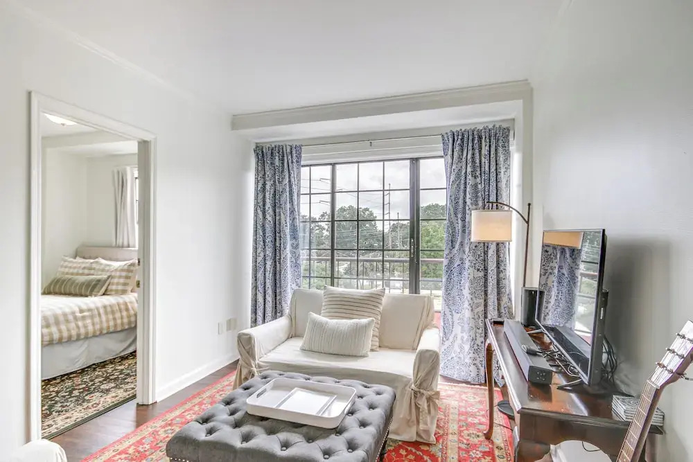 Vibrant Columbia Condo - 3 Blocks to USC Campus!