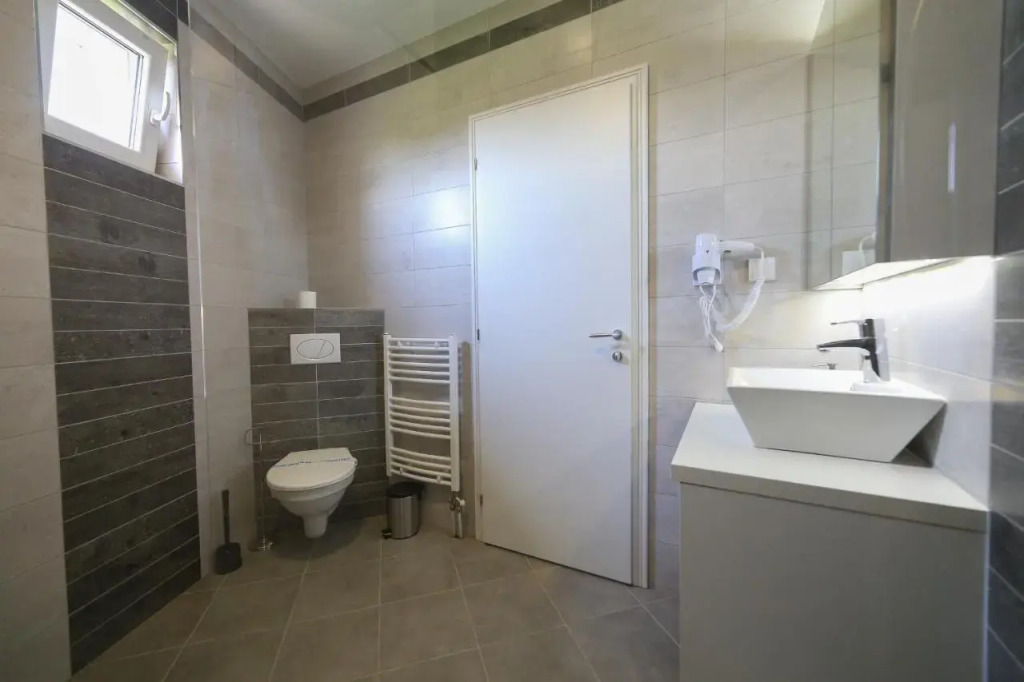 Guesthouse & restaurant Tekovina