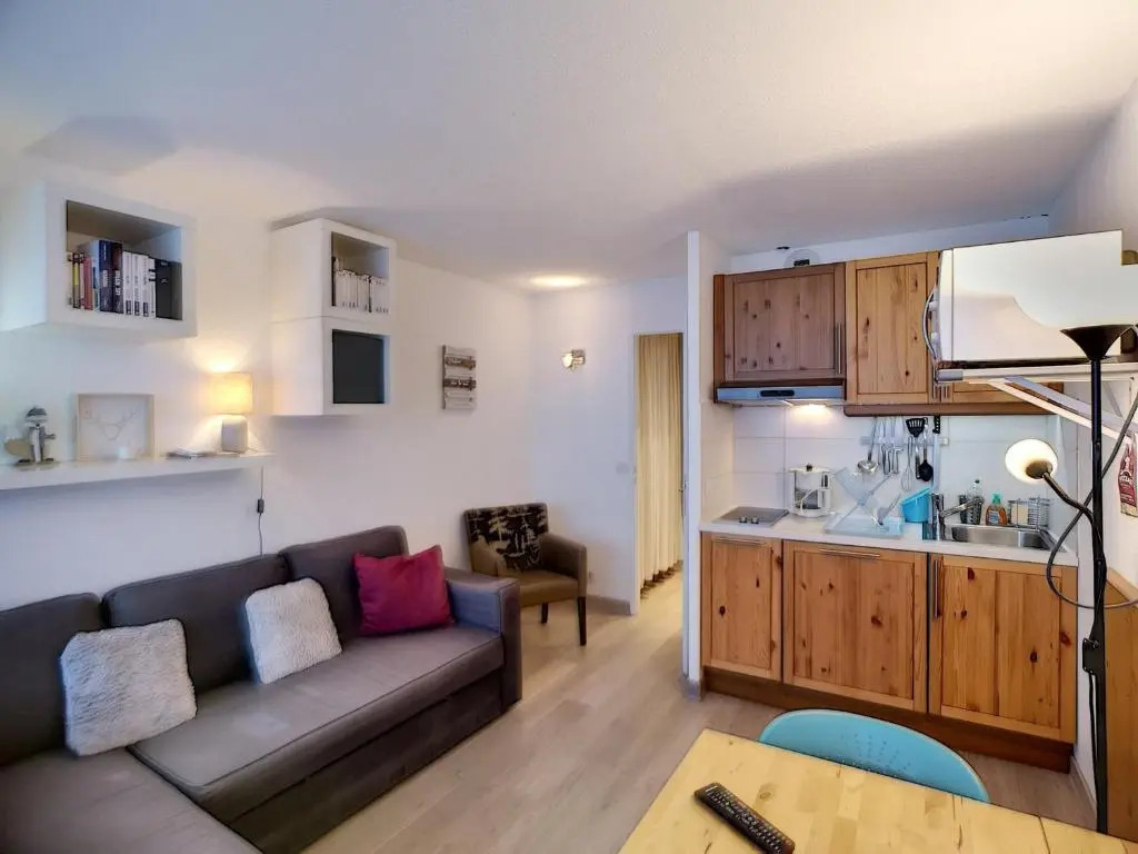 Appartement Les Menuires, 1 pièce, 2 personnes - FR-1-178-337