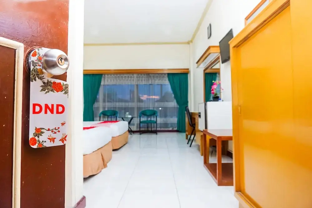 Oyo 375 Hotel Bougenville