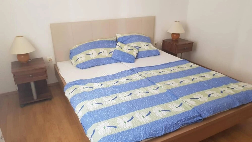 Inviting 3-bedroom Apartment Kekona in Nin Croatia