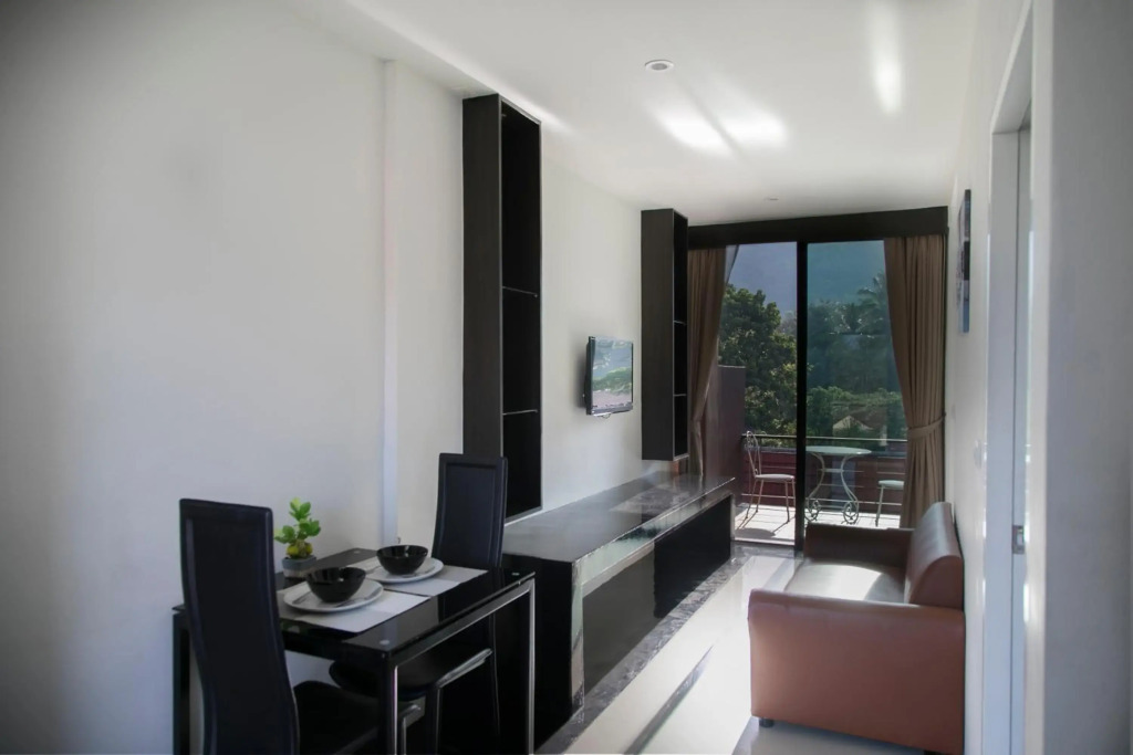Westkey Kamala Hotel