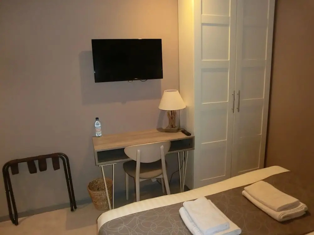 Hotel Sur Le Quai