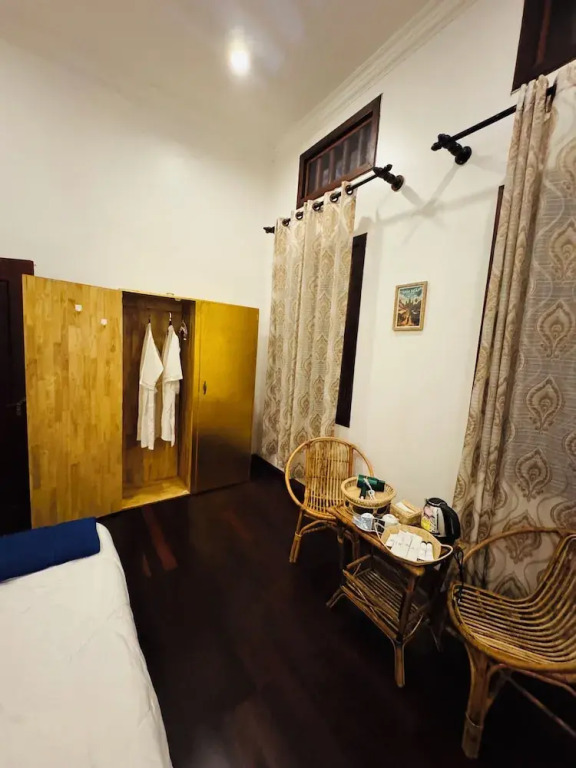 Platinum Haven Hostel & Gardens