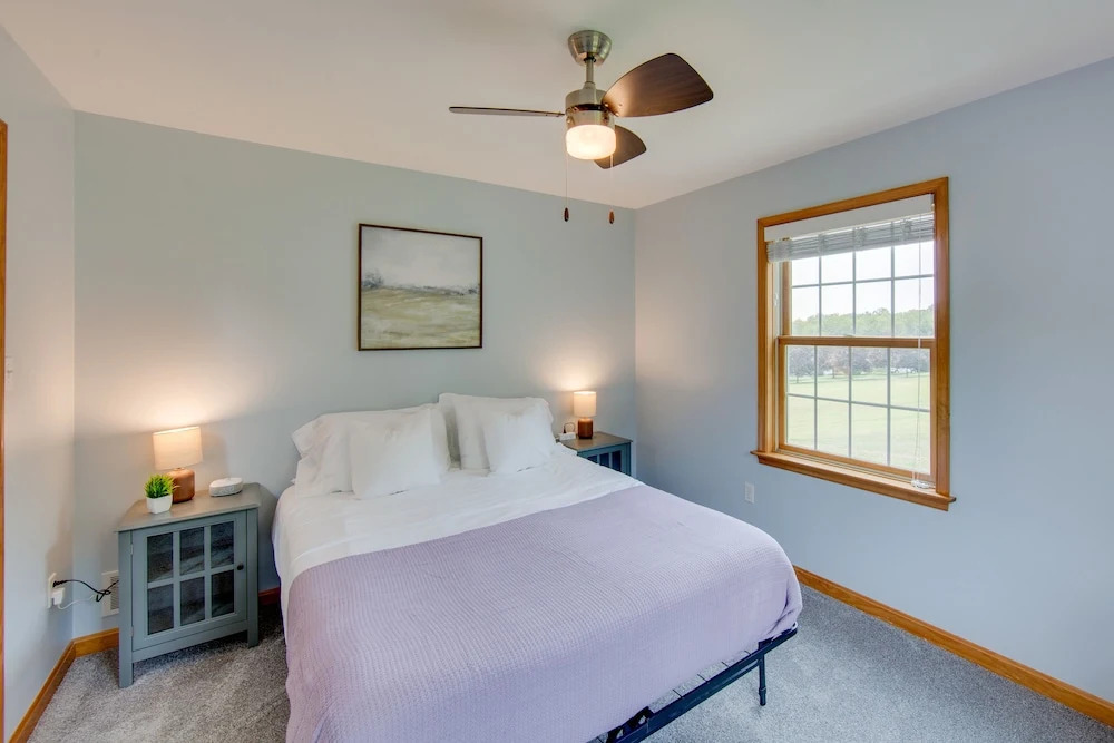 Game Room & Covered Patio: Hummelstown Hideaway