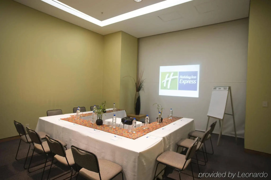 Holiday Inn Express Mexico Reforma by IHG