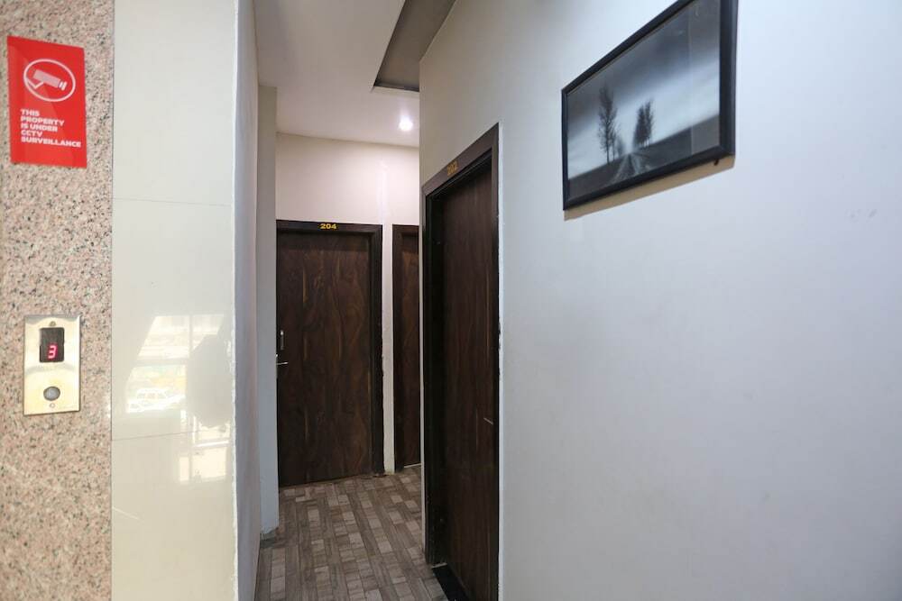 OYO 6325 Hotel Kiran