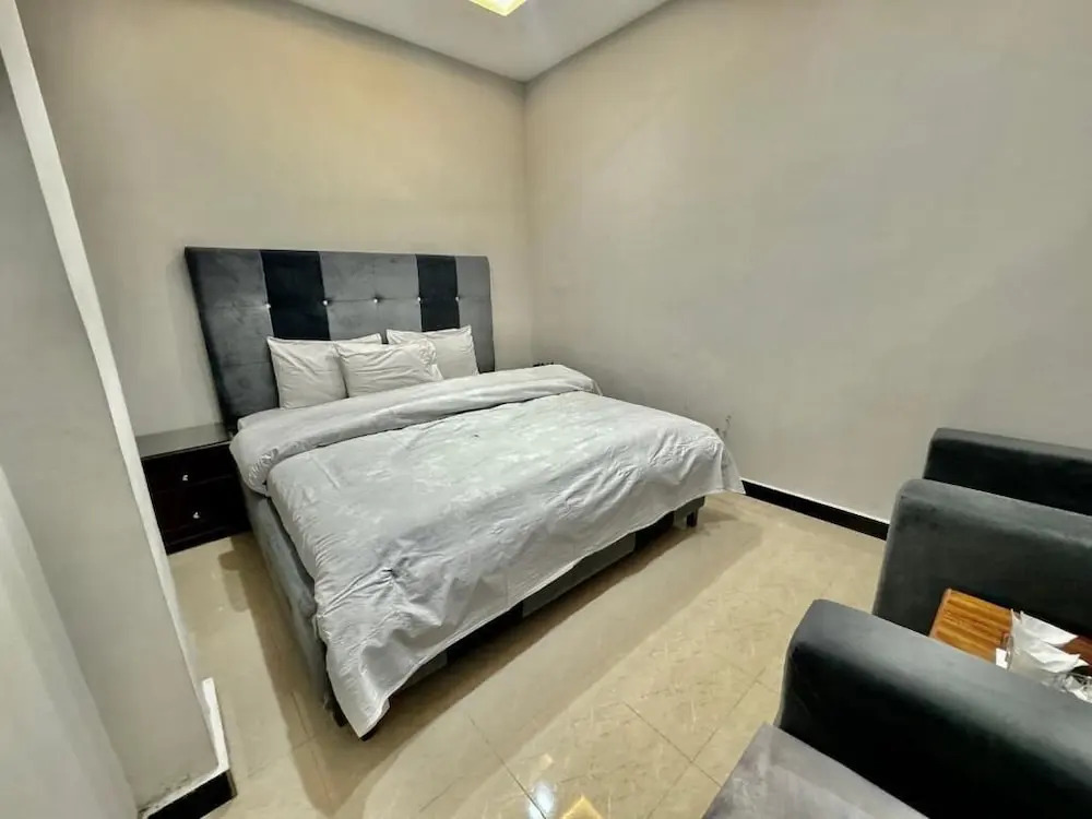 Millat Hotel G9-1