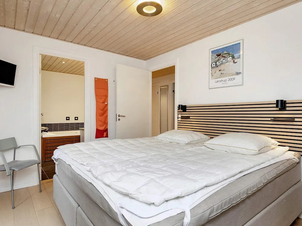6 Person Holiday Home in Hjorring
