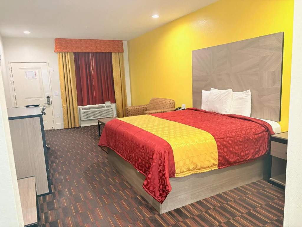 Americas Best Value Inn Houston Veterans Memorial