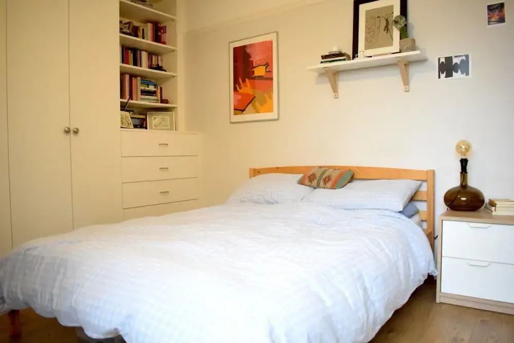 2 Bedroom Apartment in West London