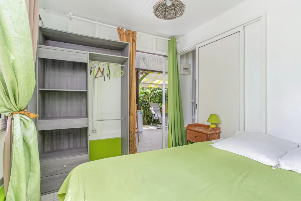 Bungalow de 2 chambres avec terrasse amenagee et wifi a Riviere Salee a 9 km de la plage