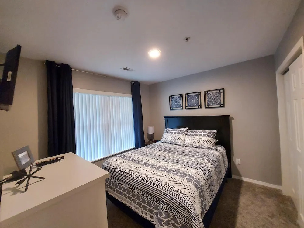 Placid Place Condo, Walk to Marina, Fishing & Boat Rentals