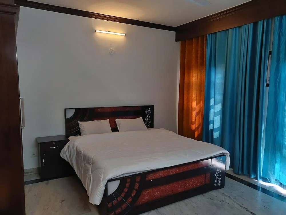 Bunkmates Hostel