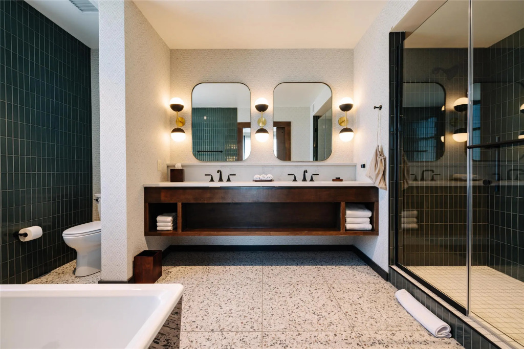 The Hotel Rambler Montgomery, Tapestry Collection By Hilton