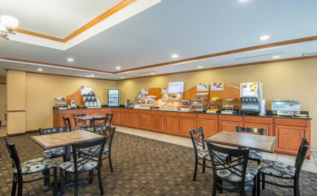 Holiday Inn Express Hotel & Suites El Dorado by IHG