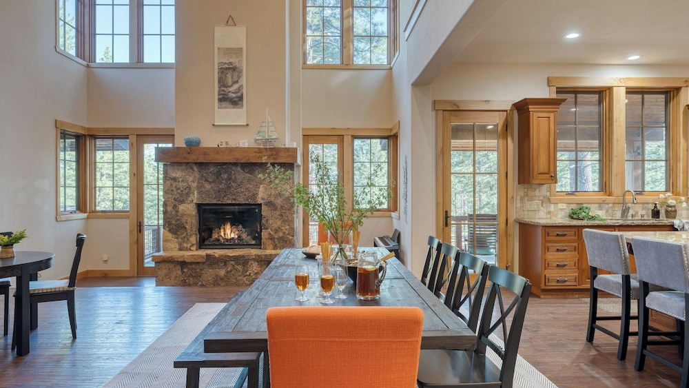 Grays Crossing by Avantstay Stunning 4bdr Cabin